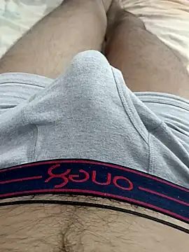 Babyucum4me online show from November 5, 2025, 7:50 pm