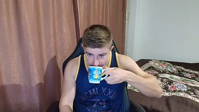 Todhorny9873 online show from December 3, 2024, 5:37 am