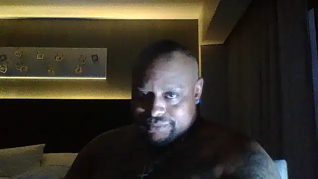 Snapshot of blaccowboy88 chatting on October 27, 2025, 12:17 pm blaccowboy88 online show from October 27, 2025, 12:17 pm