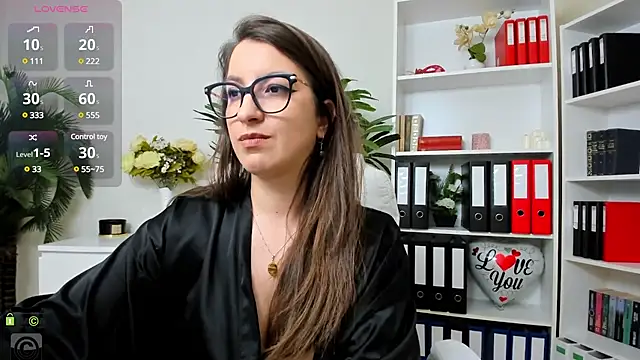 Snapshot of amayawest chatting on March 15, 2025, 11:40 am amayawest online show from March 15, 2025, 11:40 am