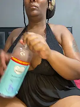 Sexycandyxxx online show from February 24, 2026, 11:27 pm