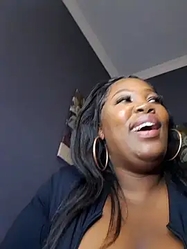 SWEETDOLLY29XX online show from July 18, 2026, 12:52 am