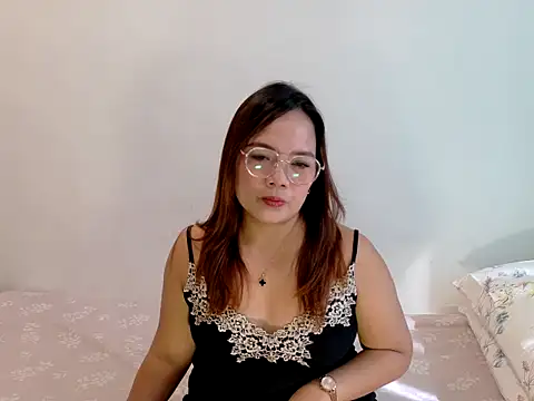 Snapshot of BURBERRY69 chatting on July 20, 2026, 1:13 am BURBERRY69 online show from July 20, 2026, 1:13 am