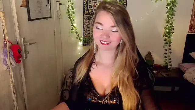 Snapshot of Thegirlbehindthemask chatting on June 11, 2026, 3:31 pm Thegirlbehindthemask online show from June 11, 2026, 3:31 pm