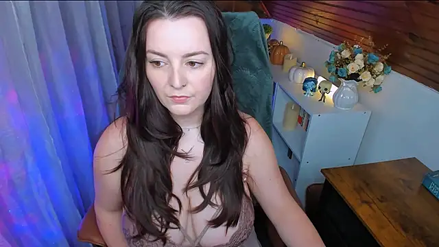 ErinMarshall online show from December 2, 2025, 2:19 pm