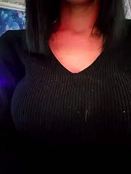 Snapshot of misscectito13 chatting on October 18, 2025, 4:42 pm misscectito13 online show from October 18, 2025, 4:42 pm