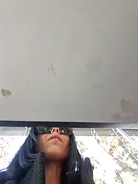 misscectito13 online show from December 17, 2025, 12:32 pm