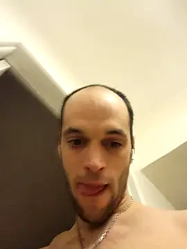 Snapshot of DANPOWDING chatting on January 20, 2025, 11:56 am DANPOWDING online show from January 20, 2025, 11:56 am