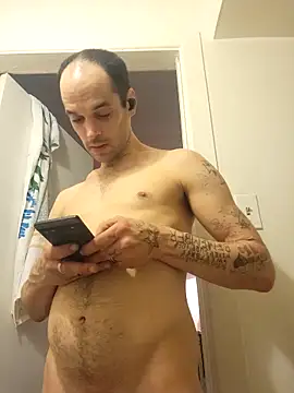 Snapshot of DANPOWDING chatting on February 6, 2025, 1:05 am DANPOWDING online show from February 6, 2025, 1:05 am