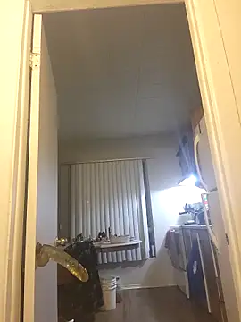 Snapshot of DANPOWDING chatting on February 8, 2025, 2:47 am DANPOWDING online show from February 8, 2025, 2:47 am