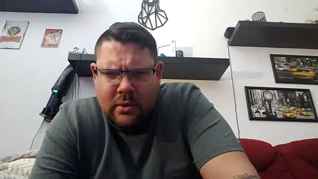 sexykevin17cm online show from April 8, 2026, 9:05 pm