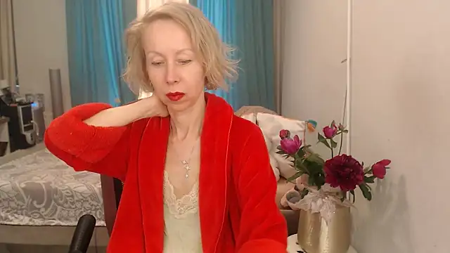 LuxuryNika online show from May 31, 2026, 8:42 am