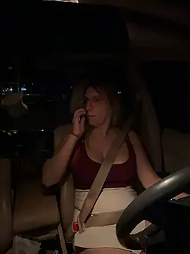 Gatitacarlita online show from January 7, 2026, 11:21 pm