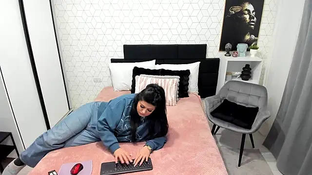 Heidix online show from March 3, 2025, 10:17 am