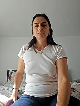 IsabelleCraft online show from October 30, 2025, 10:24 am