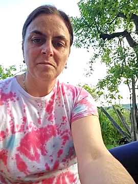 IsabelleCraft online show from May 11, 2026, 4:04 pm