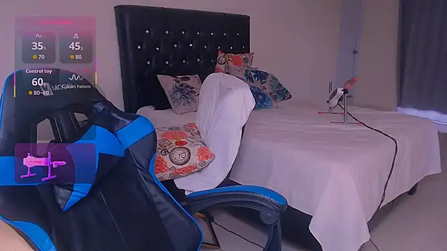 Snapshot of Red-Diamond chatting on September 12, 2025, 11:21 am Red-Diamond online show from September 12, 2025, 11:21 am