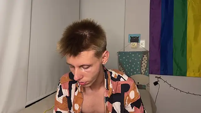 Snapshot of vladdymeow chatting on March 18, 2025, 3:23 am vladdymeow online show from March 18, 2025, 3:23 am