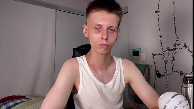 Snapshot of vladdymeow chatting on December 31, 2024, 10:01 pm vladdymeow online show from December 31, 2024, 10:01 pm