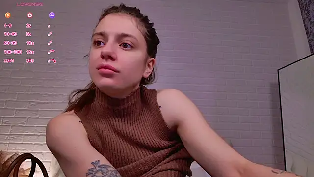 Eille Elfie online show from January 9, 2026, 5:14 am