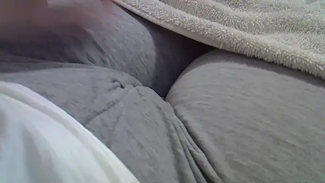 perescam online show from March 8, 2026, 2:04 am