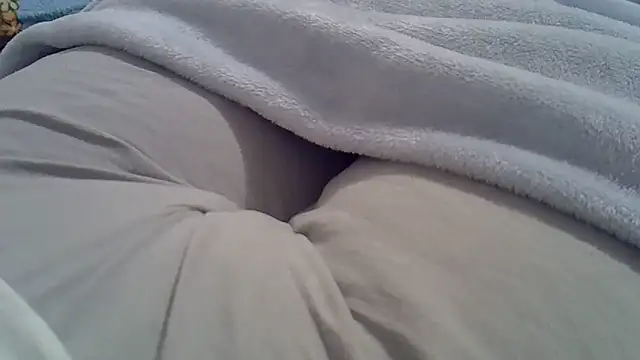 Snapshot of perescam chatting on September 14, 2025, 2:34 am perescam online show from September 14, 2025, 2:34 am