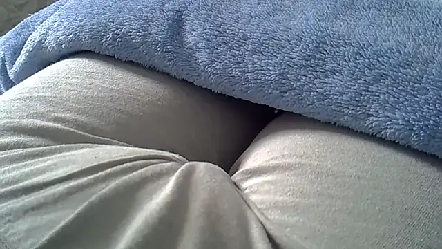 Snapshot of perescam chatting on September 20, 2025, 1:49 pm perescam online show from September 20, 2025, 1:49 pm