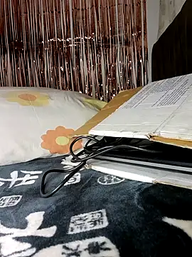 LUNAdeMARTE online show from February 14, 2026, 2:01 am