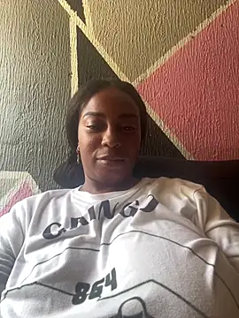 Snapshot of kattybombxx chatting on July 22, 2026, 6:21 pm kattybombxx online show from July 22, 2026, 6:21 pm
