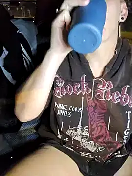 Snapshot of PinkTheHawk chatting on March 8, 2025, 7:16 am PinkTheHawk online show from March 8, 2025, 7:16 am