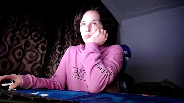 SexxyLety online show from May 10, 2026, 7:16 pm