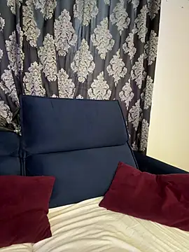 Rileysim88 online show from December 9, 2024, 9:28 am