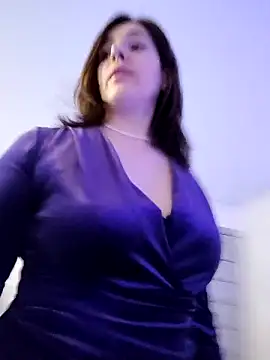 Snapshot of EvaXOAir chatting on February 1, 2026, 2:10 am EvaXOAir online show from February 1, 2026, 2:10 am