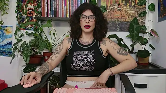 TaliMajesty online show from May 14, 2026, 9:06 am
