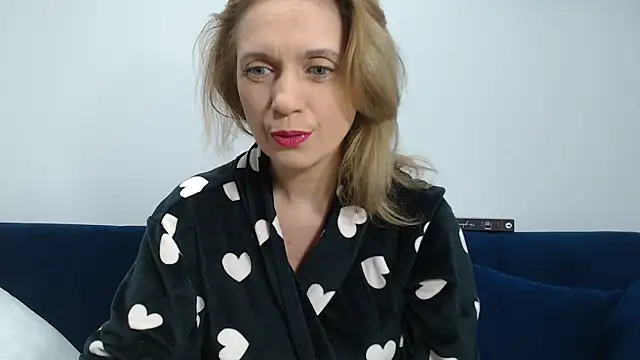 Snapshot of MysticCreature chatting on January 16, 2026, 6:17 am MysticCreature online show from January 16, 2026, 6:17 am