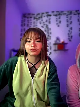 Sweett Priya online show from September 17, 2025, 3:19 am