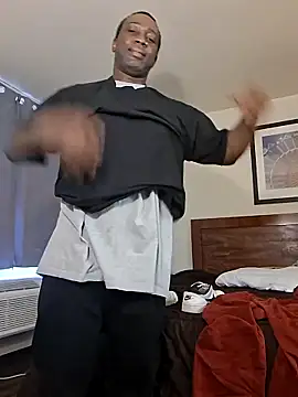 Tramontas online show from April 7, 2026, 10:55 pm