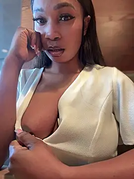 Snapshot of __Nessa__ chatting on February 23, 2025, 11:55 am   Nessa   online show from February 23, 2025, 11:55 am