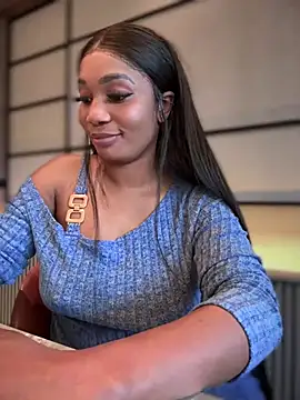 Snapshot of __Nessa__ chatting on February 8, 2025, 3:10 pm   Nessa   online show from February 8, 2025, 3:10 pm