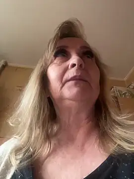 Irina2909xh online show from December 23, 2025, 10:47 am