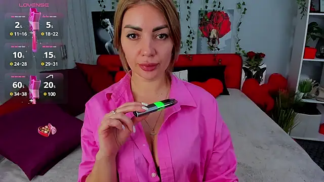 Snapshot of LunaBellucci chatting on March 2, 2025, 10:58 am LunaBellucci online show from March 2, 2025, 10:58 am