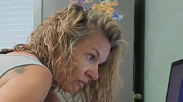 Snapshot of jennylovence chatting on June 18, 2026, 7:07 am jennylovence online show from June 18, 2026, 7:07 am