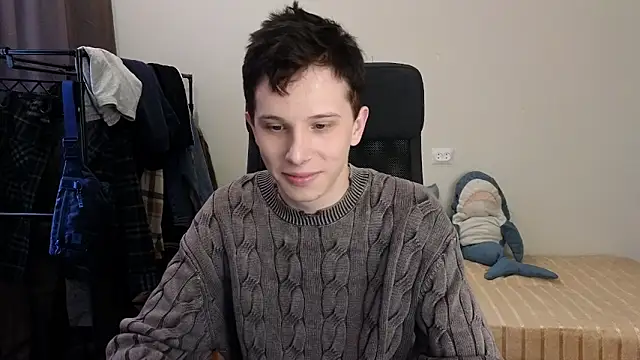 arlekincrop online show from April 7, 2026, 12:51 pm