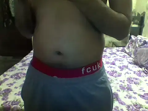 Snapshot of secretoxoxo chatting on May 16, 2026, 1:54 pm secretoxoxo online show from May 16, 2026, 1:54 pm