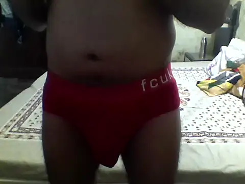 Snapshot of secretoxoxo chatting on April 30, 2026, 2:35 pm secretoxoxo online show from April 30, 2026, 2:35 pm