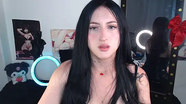 Snapshot of Evelyn_Sheeran chatting on June 11, 2026, 3:03 am Evelyn Sheeran online show from June 11, 2026, 3:03 am
