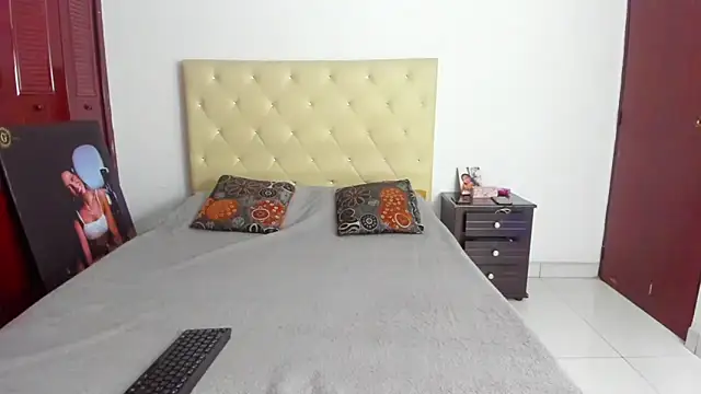 LUISSA  online show from November 14, 2025, 11:14 am