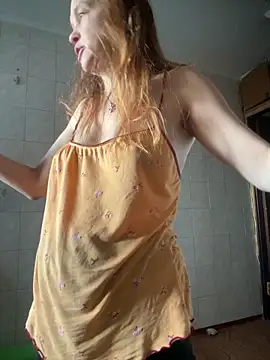 Susanel online show from March 7, 2026, 1:49 pm