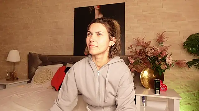 Snapshot of FeliciaKrige chatting on May 3, 2026, 7:50 pm FeliciaKrige online show from May 3, 2026, 7:50 pm