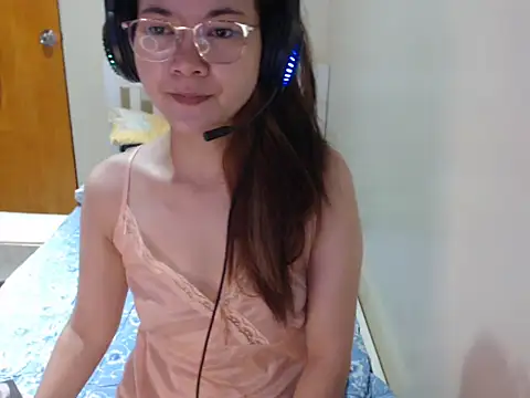 Sweety Aria online show from April 19, 2026, 2:34 am